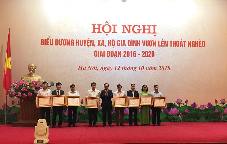 Phó Thủ tướng Vương Đình Huệ:  Cần tuyên truyền, nhân rộng gương điển hình vươn lên làm giàu